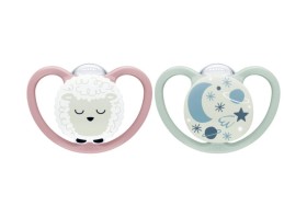 Nuk Space Night, Πιπίλες Σιλικόνης Νυκτός με Θήκη Ροζ - Βεραμάν για 0-6m 2τμχ 10.730.578