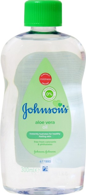 Johnson & Johnson Baby Oil Aloe Vera 300ml