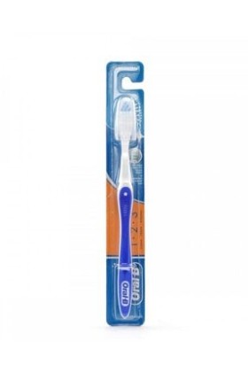 Oral-b 1 2 3 40 Medium Οδοντόβουρτσα Μέτρια Μπλε 1τμχ